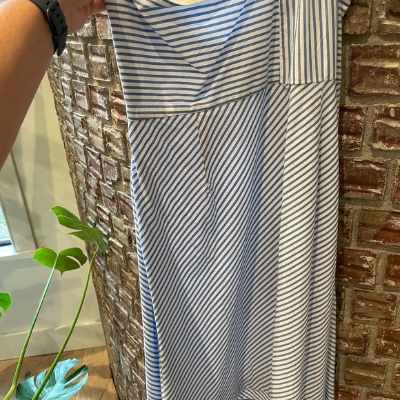 Banana Republic One Shoulder Dress - Picture 2 of 4